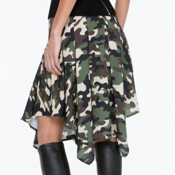 Miaou Ty Skirt - Camo - Picture 1 of 3
